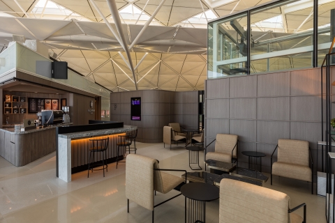 Aéroport international HKG de Hong Kong : entrée au salon PremiumPorte 35 : Plaza Premium - 3 heures
