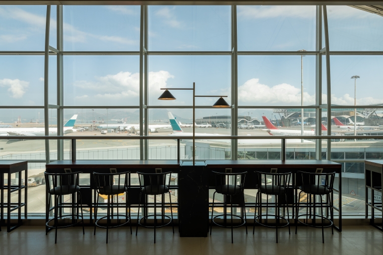 Internationaler Flughafen Hongkong: Premium-Lounge-EintrittGate 60: Plaza Premium – 6 Stunden