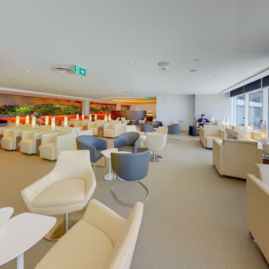 Sydney Airport (SYD) Lounge Access with Food and Drinks GetYourGuide