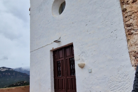 Salou: Ruta de las Colinas Rojas de la Ermita de MontroigSalou: Excursión a la Ermita de las Colinas Rojas