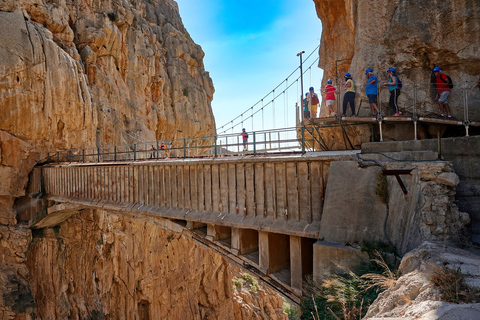 Von Malaga aus: Caminito del Rey und Schwimmen im See Private Tour