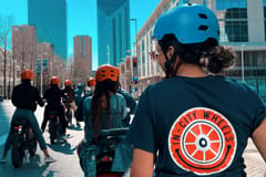 Im Stadtzentrum von Dallas: 2-stündige Sightseeing- und Geschichtstour mit dem E-Bike
