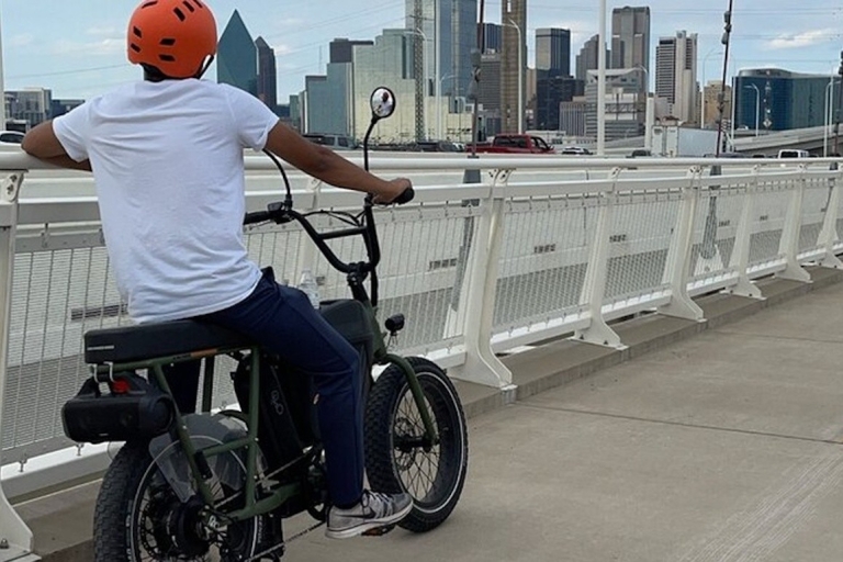 Dallas: e-bike sightseeing en geschiedenistour door de binnenstad