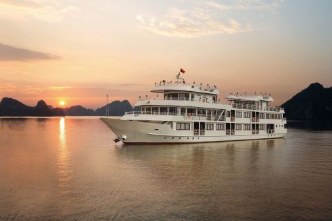 Ha Long Bay: 2-Day Sightseeing Cruise & Private Balcony Room