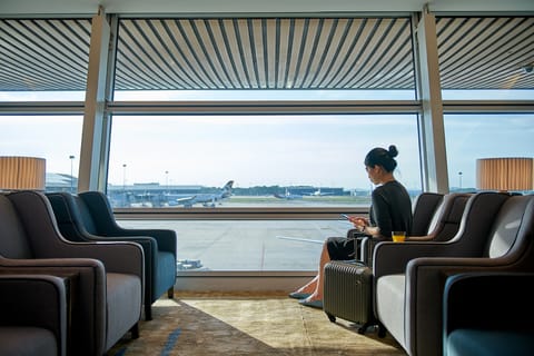 KUL Kuala Lumpur International Airport: Premium Lounge Entry