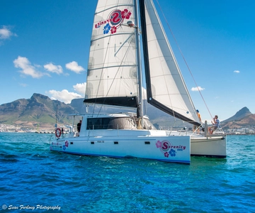 Cape Town: Pre-Sunset Champagne Cruise