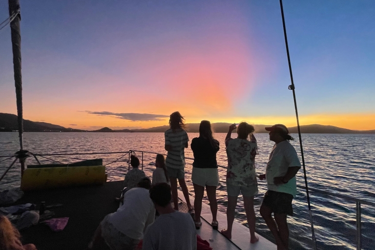 Tongarra: navegación de un día con todo incluido