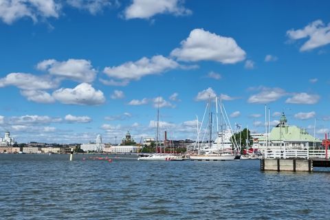 Helsinki: Private City Highlights Tour with Transfer