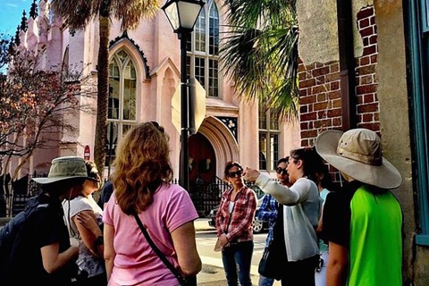 Charleston: Historyczna wycieczka piesza z przewodnikiemCharleston: Prywatna wycieczka piesza po historii z przewodnikiem