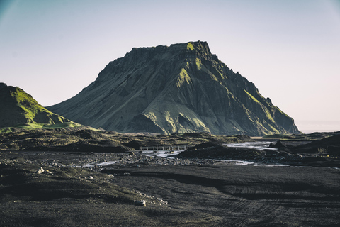 Private Südküsten-, Eishöhlen- und Black Sands-Tour