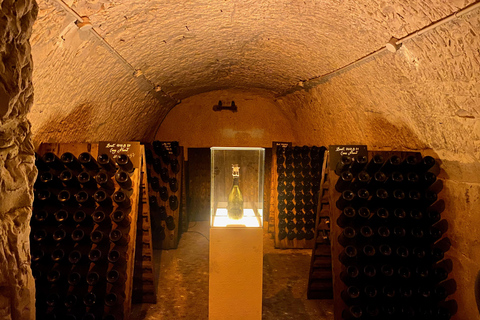 Paris, Frankrike Ruinart och Veuve Clicquot Champagne Tour med MercedesAvancerat alternativ