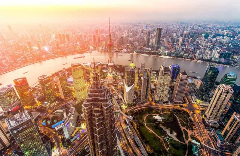 Panoramic City Views & Culture：JinMaoTower + Sightseeing Bus