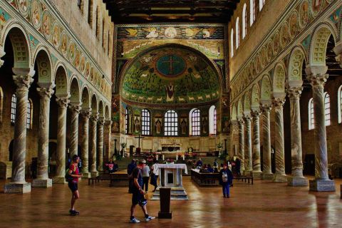 From Bologna: Private Full-Day Ravenna and Rimini Day Trip
