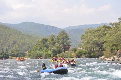 Antalya/Kemer: Rafting po kanionie Koprulu z lunchemPrzejazd: Konyaaltı/Centrum Antalyi/Belek/Kundu/Bogazkent