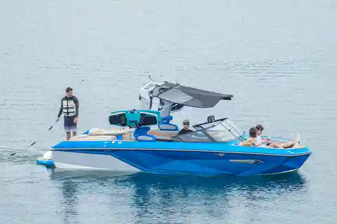 La Fortuna: Vattensporttur på Super Air Nautique G23