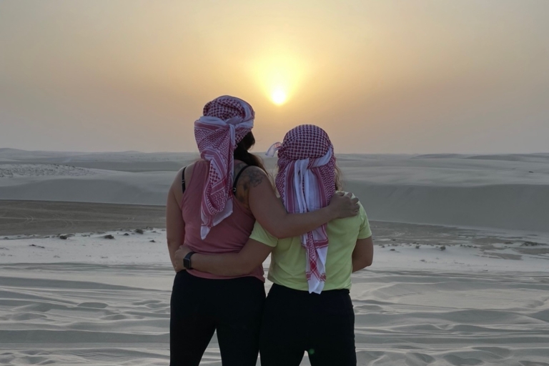 Doha: Wüstensafari, Kamelritt & SandboardingGruppentour