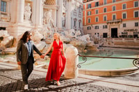 Roma, sesión privada de fotos en la Fontana de Trevi - Hizvo