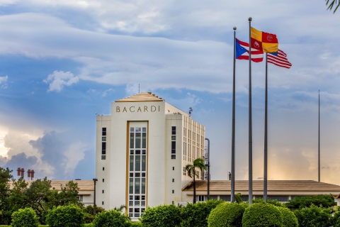 San Juan: Destylarnia Casa BacardiZajęcia z miksologii