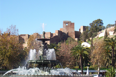 Málaga: recorrido a pie por el centro de la ciudad con degustaciones de tapasMálaga: tour guiado a pie de tapas con degustaciones gastronómicas