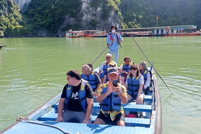 Ab Hanoi: Halong-Bucht - Bootsfahrt mit Transfers