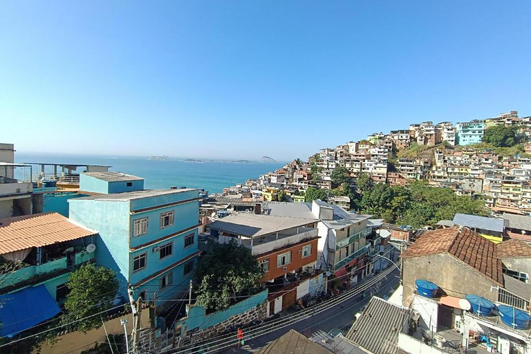 Rio de Janeiro: Favela do Vidigal 2-Hour Bar Tour