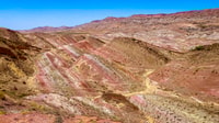 Desde Tbilisi, Rainbow Mountain y David Gareja Monastery Trip - Housity