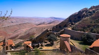 Desde Tbilisi, Rainbow Mountain y David Gareja Monastery Trip - Housity