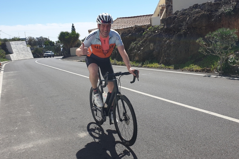 El Teide: Ruta ciclista de carretera de día completo los viernes