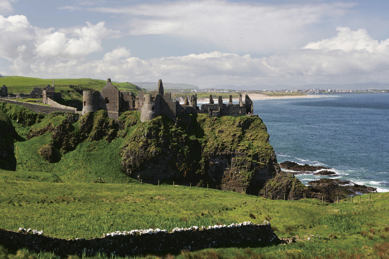 From Belfast: Giant&#039;s Causeway and Titanic Belfast Tour