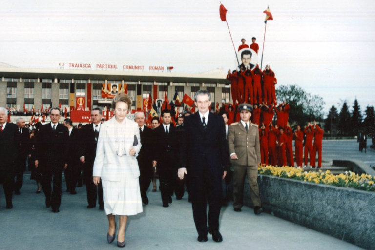 Bukarest: Privat sista dagar av Ceausescu-turen i en DaciaBukarest: Privat rundtur i Ceausescus sista dagar i en Dacia