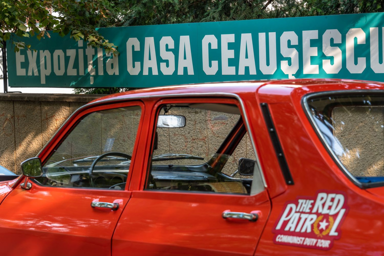 Bucarest: tour privato degli ultimi giorni di Ceausescu in una DaciaBucarest: Tour privato degli ultimi giorni di Ceausescu in una Dacia