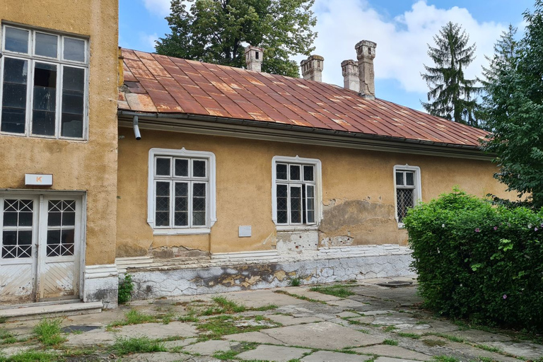 Bucarest: visite privée des derniers jours de Ceausescu dans une Dacia