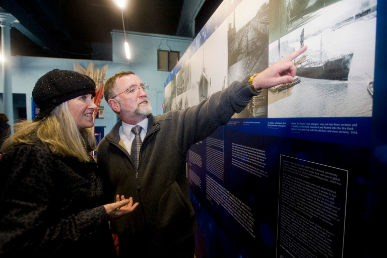 From Belfast: Giant&#039;s Causeway and Titanic Belfast Tour