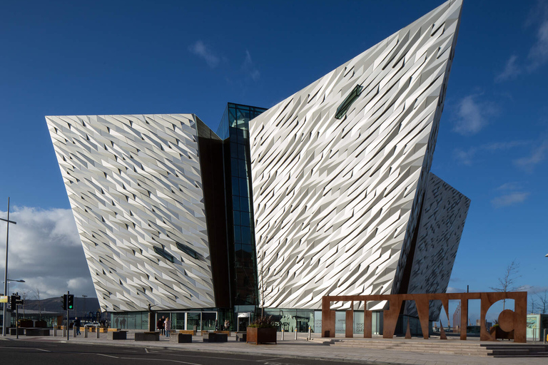 Från Belfast: Giant&#039;s Causeway och Titanic Belfast Tour