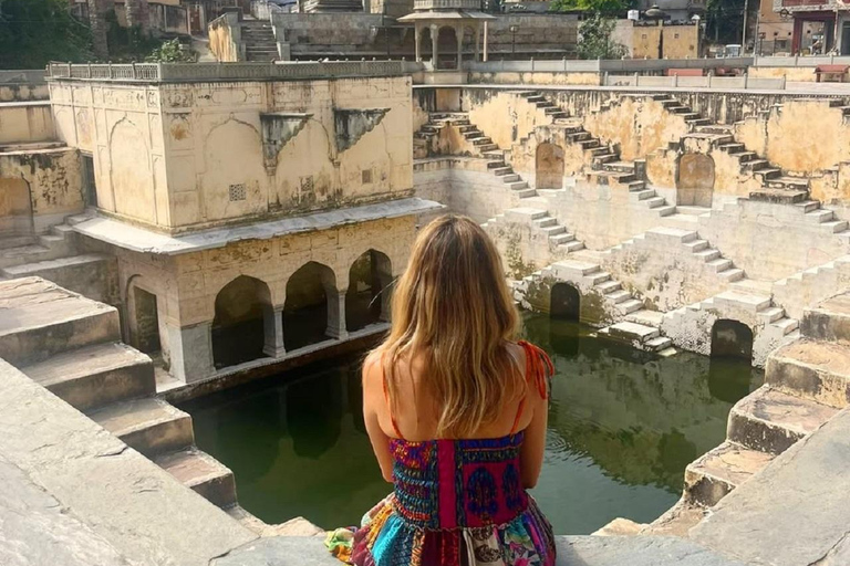 Jaipur's Royal Trio: AC Car, Tuk-Tuk & Guided Cultural Tour Tour by Tuk-Tuk Guide not included