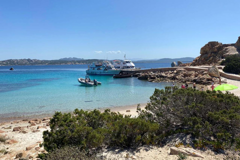 Da Santa Teresa Gallura: tour in motonave a La Maddalena From Santa Teresa Gallura