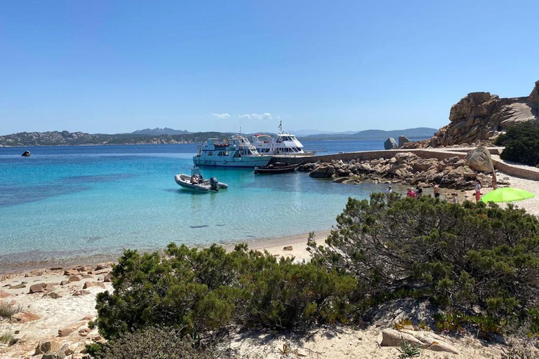 Da Santa Teresa Gallura: tour in motonave a La Maddalena From Santa Teresa Gallura