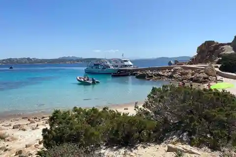 Ab Santa Teresa Gallura: Kreuzfahrt zum La Maddalena Archipelago