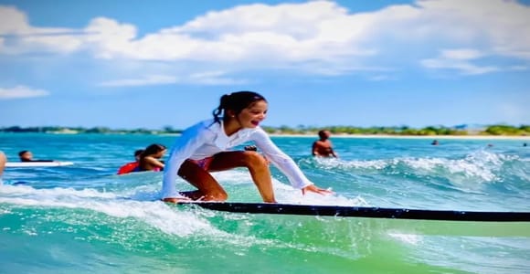 Carolina: Beginner Surf Lesson & Extended Surfboard Rental