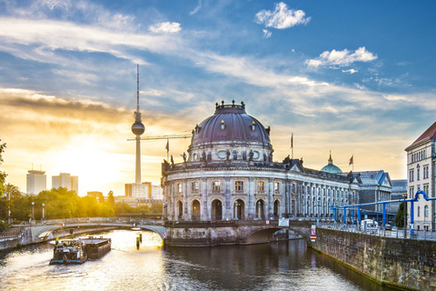 Berlin: Private Third Reich Sites Tour by Car or Foot 3 Hours Walking Tour with a Private Guide