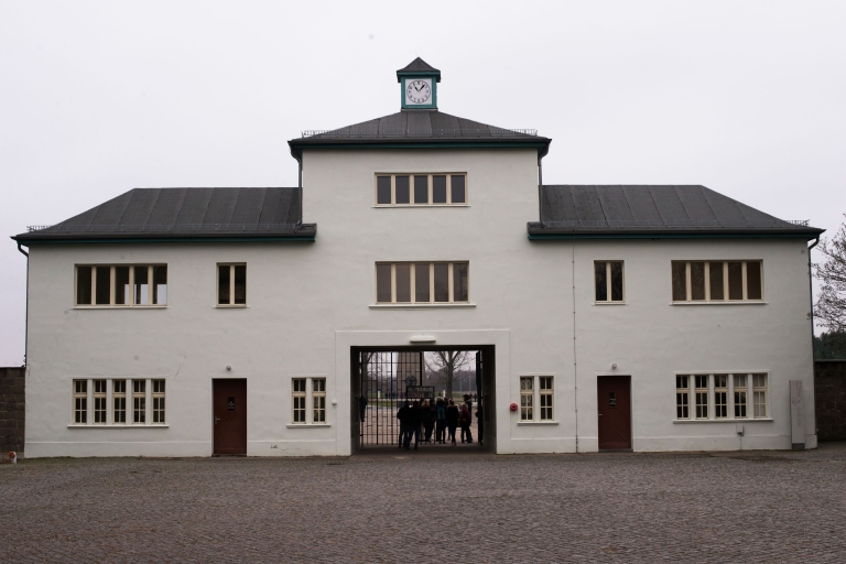 Visite privée en voiture du camp de concentration de SachsenhausenVisite avec les transports en commun
