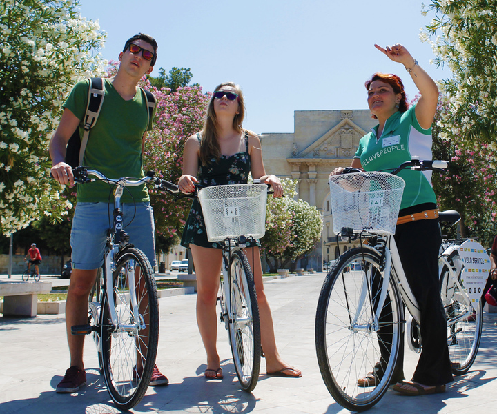 Lecce: City Highlights Guided Tour by Bike