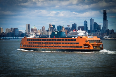 New York City Bus, Boat and Walking TourTour met standaard bus