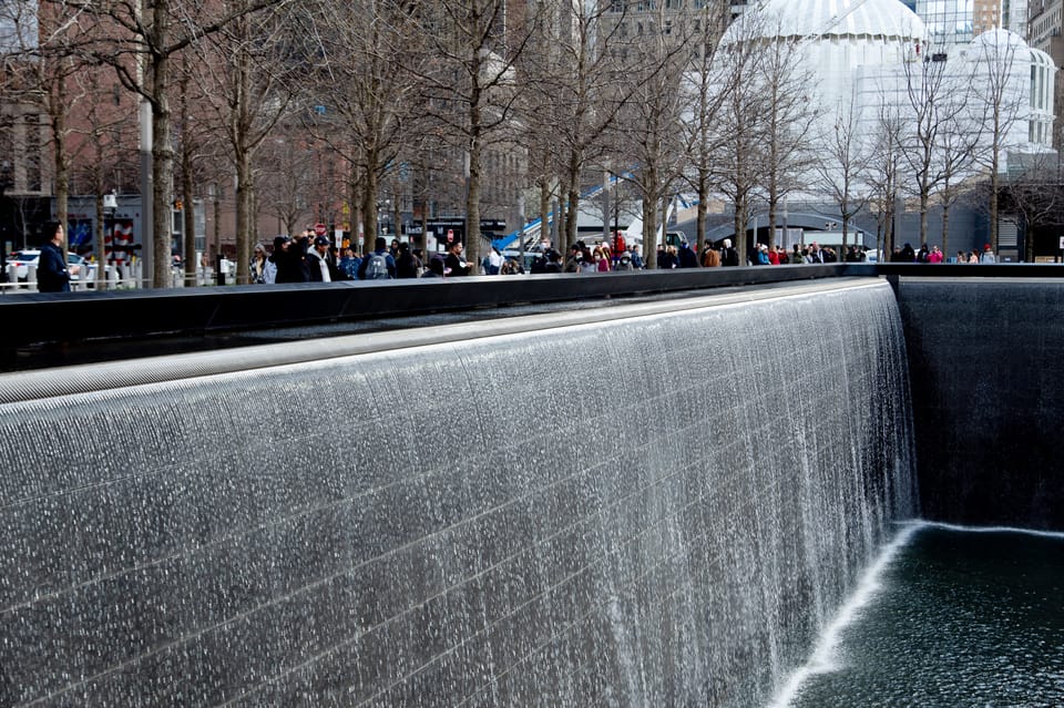 NYC Guided Bus and Walking Tour with Staten Island Ferry