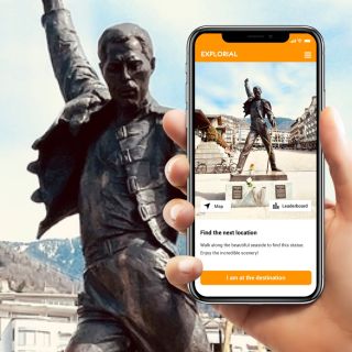 Montreux: Scavenger Hunt and City Sightseeing Phone Game