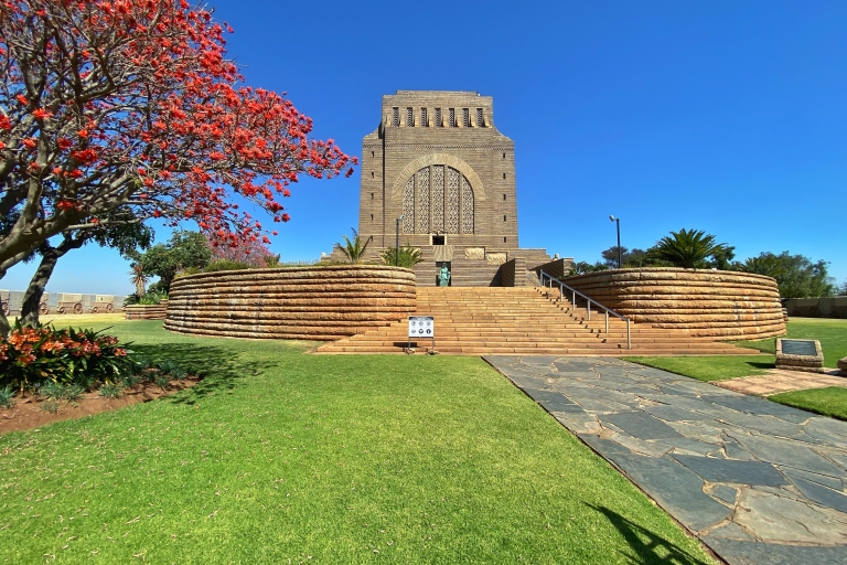 Pretoria: Pretoria City and Lion Park Tour