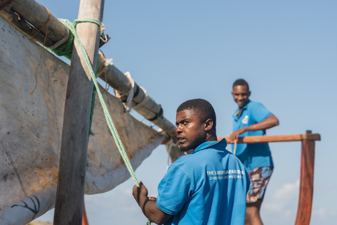Zanzibar: Blue Lagoon Snorkeling & Sandbank Tour with BBQ Blue Lagoon Snorkeling & Sandbank Tour without Transfer