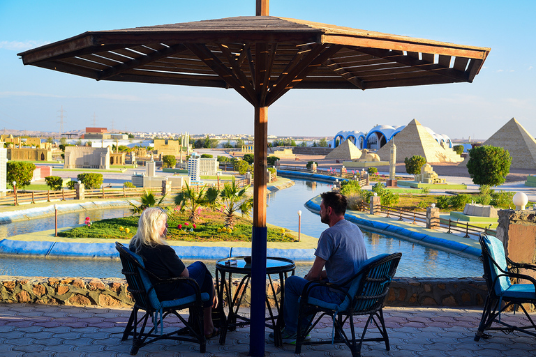 Hurghada: rondleiding door het Mini Egypt Park met vervoerUitje met gedeeld vervoer