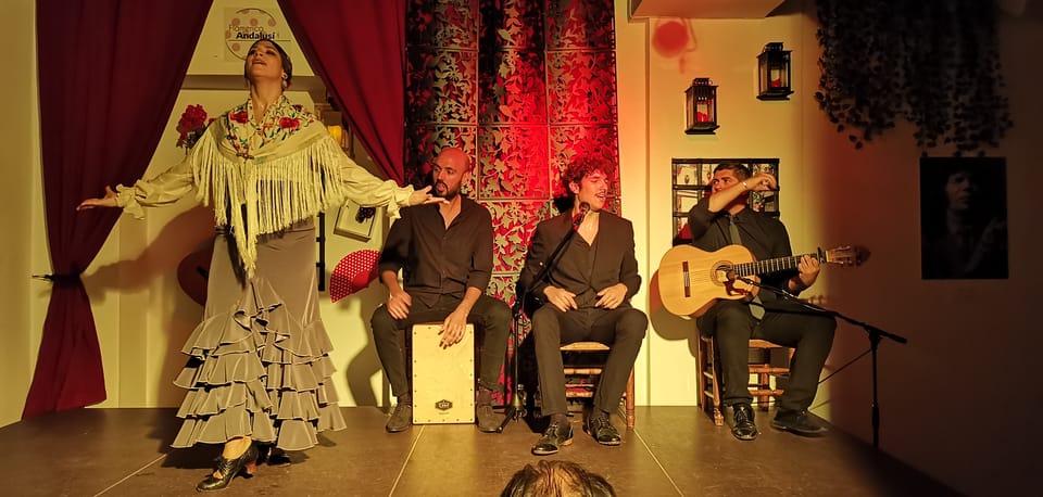 Sevilla Espect Culo Flamenco En El Tablao Flamenco Andalus Getyourguide