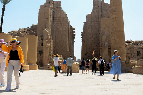 Luxor 2 días desde Hurghada en cocheExcursión nocturna a Luxor desde Hurghada en autobús